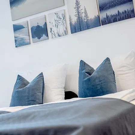 Kaza Guesthouse, Centrally Located 2 & 3 Bedroom In Apartmán