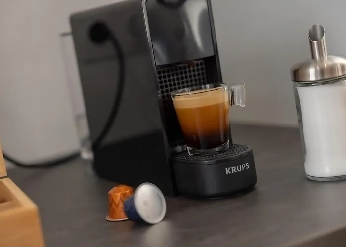 Lägenhet Kaza Guesthouse, Centrally Located 2 & 3 Bedroom In