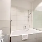 Kaza Guesthouse, Centrally Located 2 & 3 Bedroom In 奥格斯堡