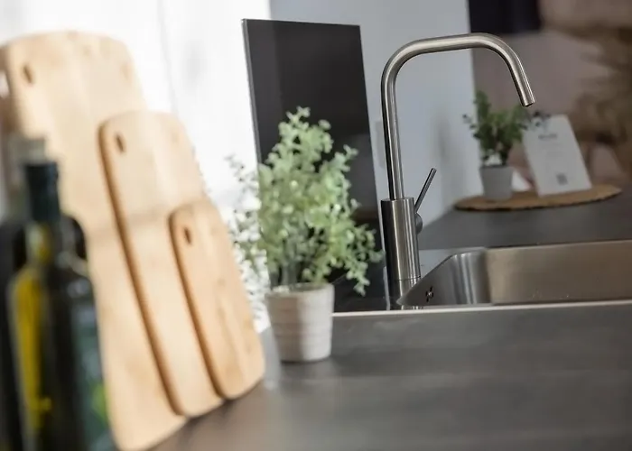 Kaza Guesthouse, Centrally Located 2 & 3 Bedroom In * Augsburg