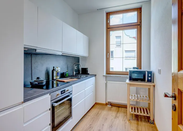 Kaza Guesthouse, Centrally Located 2 & 3 Bedroom In * Augsburg